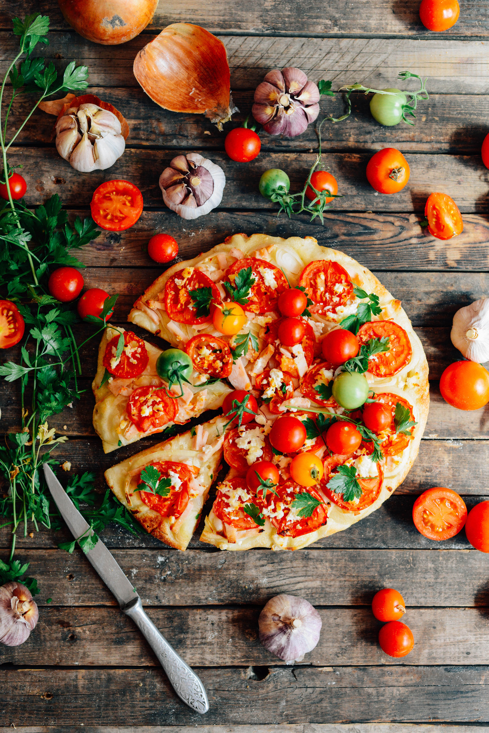 Veggie pizza. Pizza with tomatoes